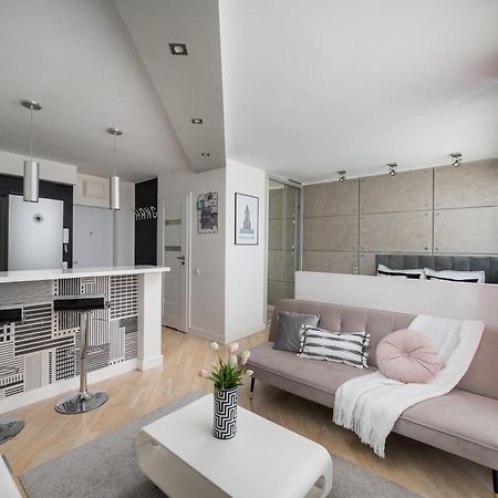 Air-Conditioned Premium Loft Warsaw Skyline Only 900 M To Central Station Varsóvia Exterior foto