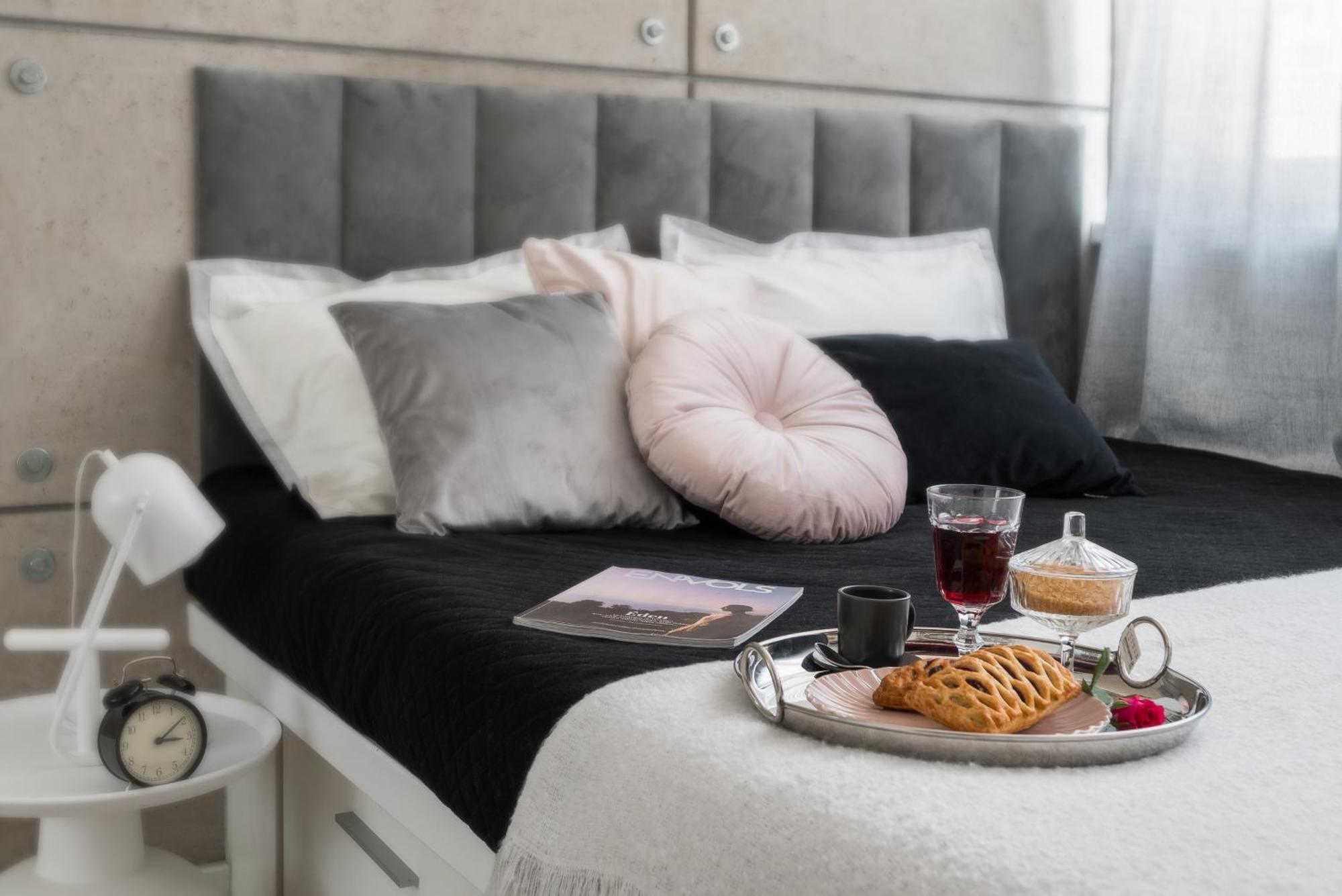 Air-Conditioned Premium Loft Warsaw Skyline Only 900 M To Central Station Varsóvia Exterior foto